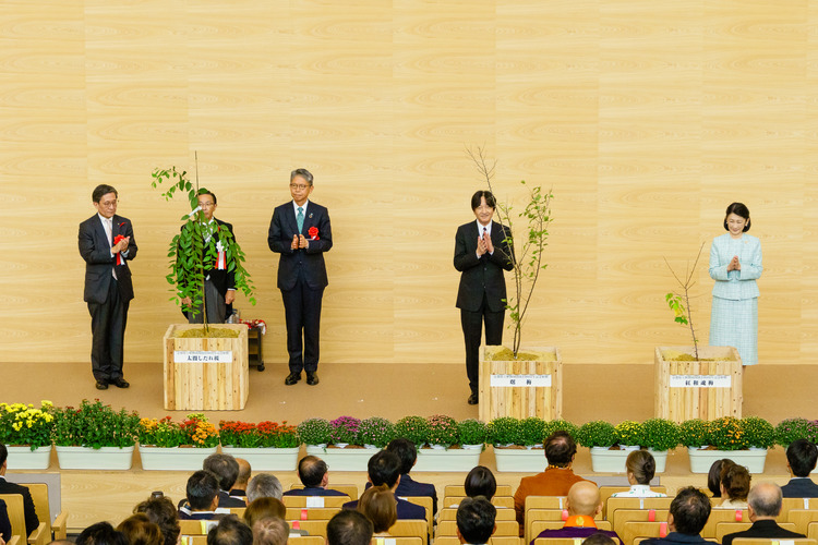 記念植樹の様子
