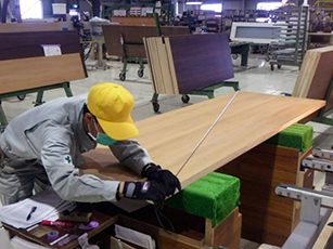 工場での品質チェック